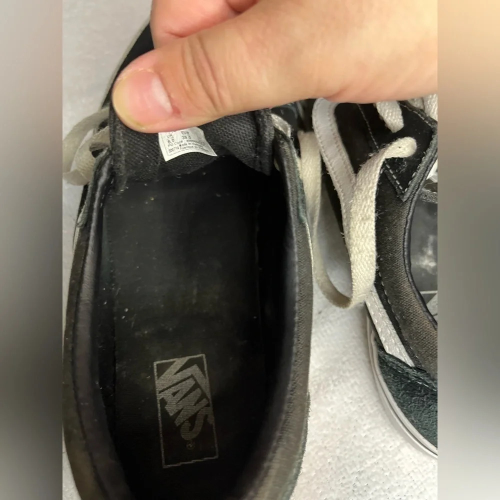Youth Vans Size 7 - Picture 5 of 7
